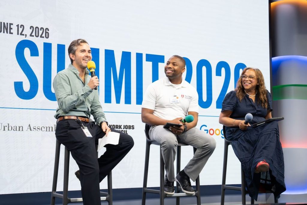 Google reúne educadores de Nova York para discutir IA na sala de aula
